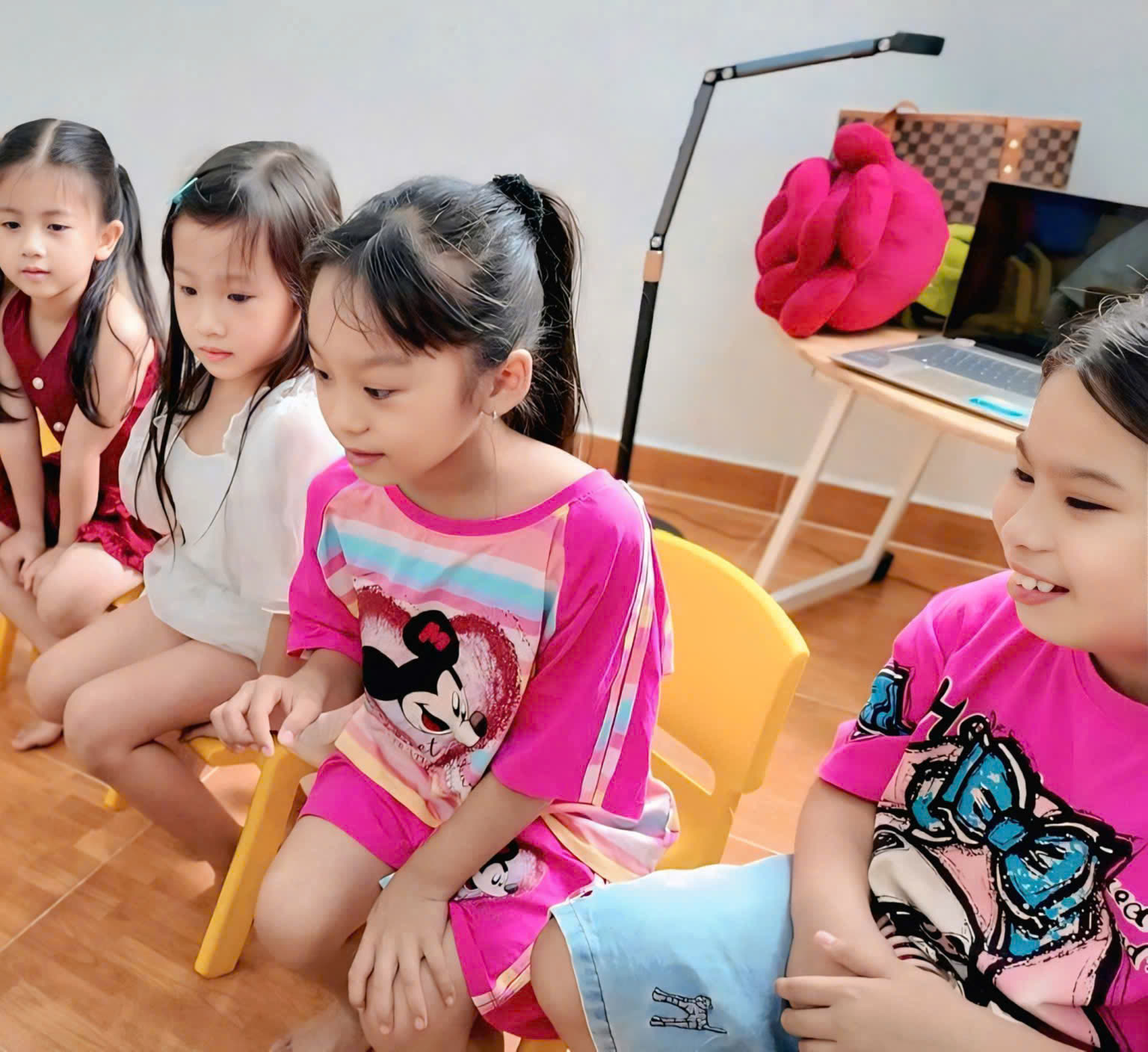 Hình ảnh lớp học tại KITA