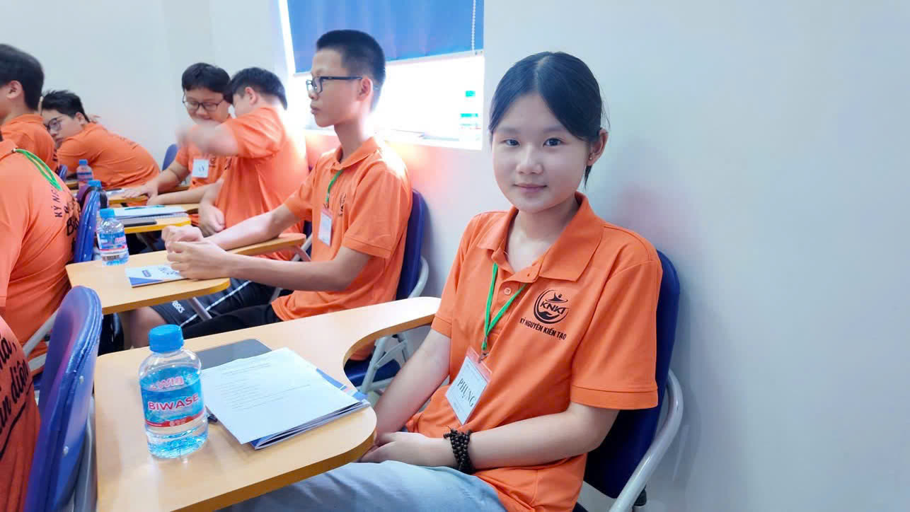 Học sinh luyện thi tại hệ thống Kỷ Nguyên Kiến Tạo